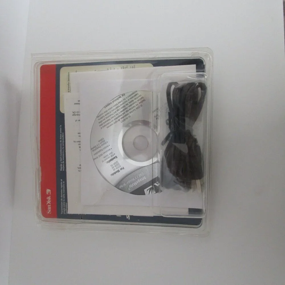 SanDisk USB 5-in-1 card reader/writer